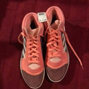 Men Marquee Boost Basketball sneaker